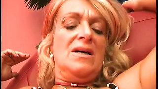 Mature blonde whore and younger brunette fuck with a pink dildo