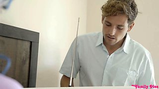 Spelling bee cum inside - s11:e1