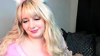 Solo hoe spreading ass and pussy after toying masturbation