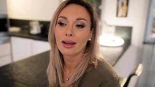 IntimatePOV - Zlata Shine And Karina King - Seducing The