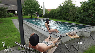 Pool Fuck on Vacation!!