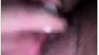 Joingy Indian Sisters Plays with mee