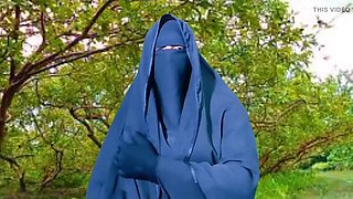 Bangladeshi Housewife Nadiya Fucks Neighbor At Night - Big Tits Blowjob Homemade Bengali Sex