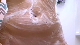 Blonde solo jerking off