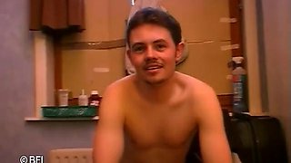 Lipstick amateur sluts- -An and Willy