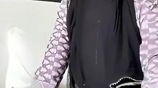 Hijabi Girl Fatima First Time Sex in Hotel with Boyfriend