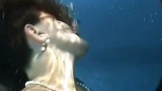 Underwater Lesbians Erotica