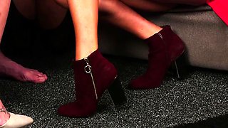 Hj loving busty CFNM babes pleasing DILF